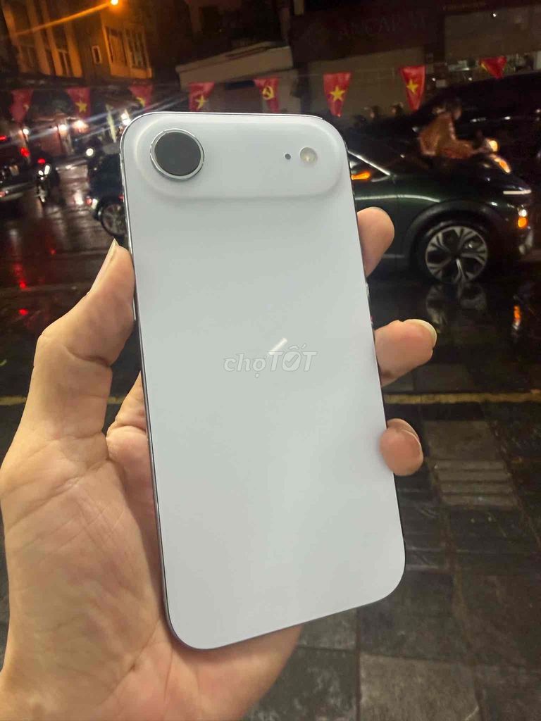 iPhone 17 256GB Trắng zin áp xuất mdm. Mua bán Điện thoại tại Quận Đống Đa Hà Nội được đăng bởi kim hình 1