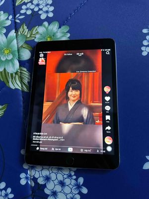 Ipad mini 3 màu xám đen