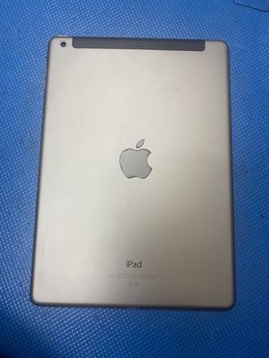cần bán ipad air. Mua bán Máy tính bảng tại Quận Hoàng Mai Hà Nội được đăng bởi Ngọc LInh