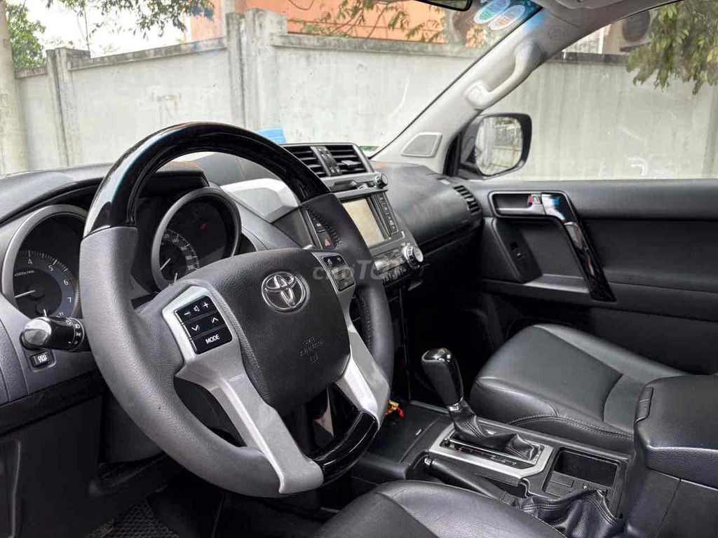 Toyota Land Cruiser Prado 2014 TXL 2.7L - 10000 km. Mua bán Ô tô tại Quận Hai Bà Trưng Hà Nội được đăng bởi Bùi hiển hình 8