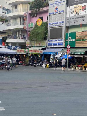 CƠM PHẦN CƠM SƯỜN WINWIN logo