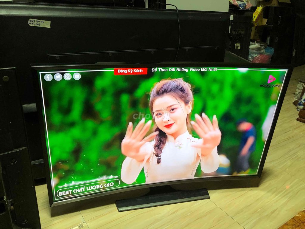 smart tv samsung 40in wifi màn cong  đẹp