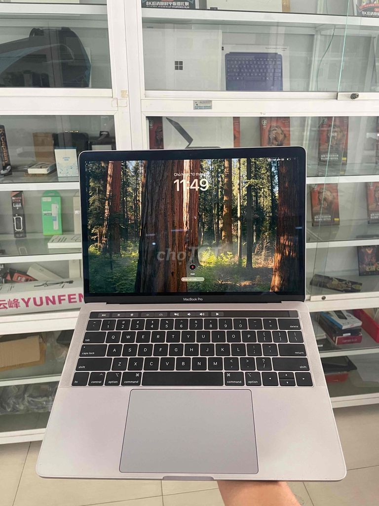 Apple Macbook Pro 2019 8GB/128GB 98%. Mua bán Laptop tại Thành phố Nha Trang Khánh Hòa được đăng bởi Long hình 1