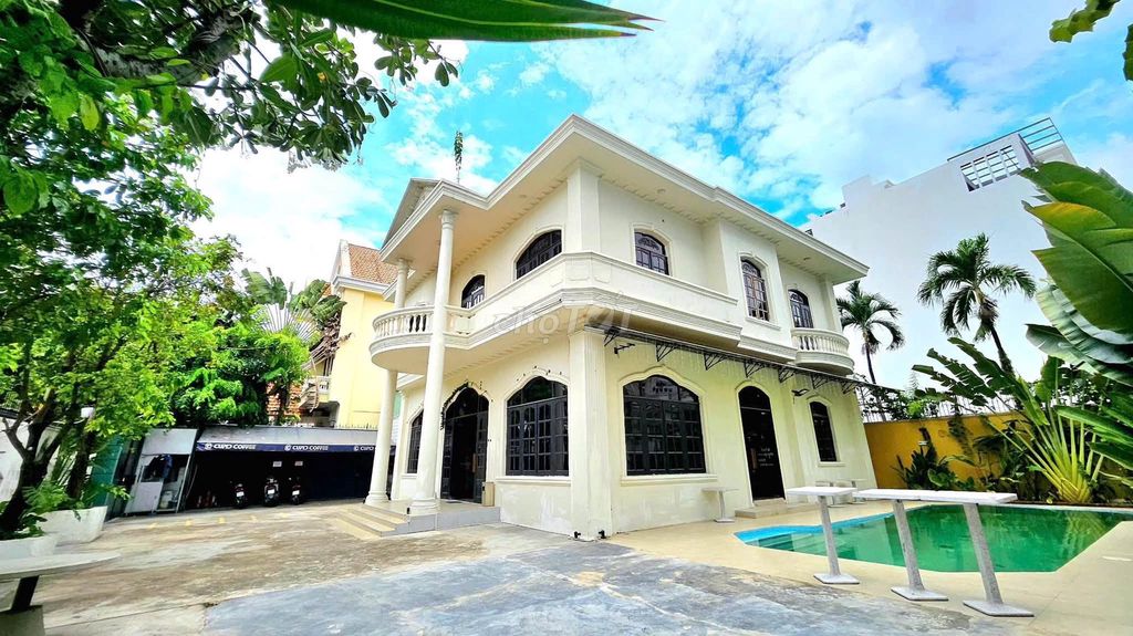 NGANG 20M VILLA MẶT TIỀN SIÊU ĐẸP TRUNG TÂM THẢO ĐIỀN QUẬN 2