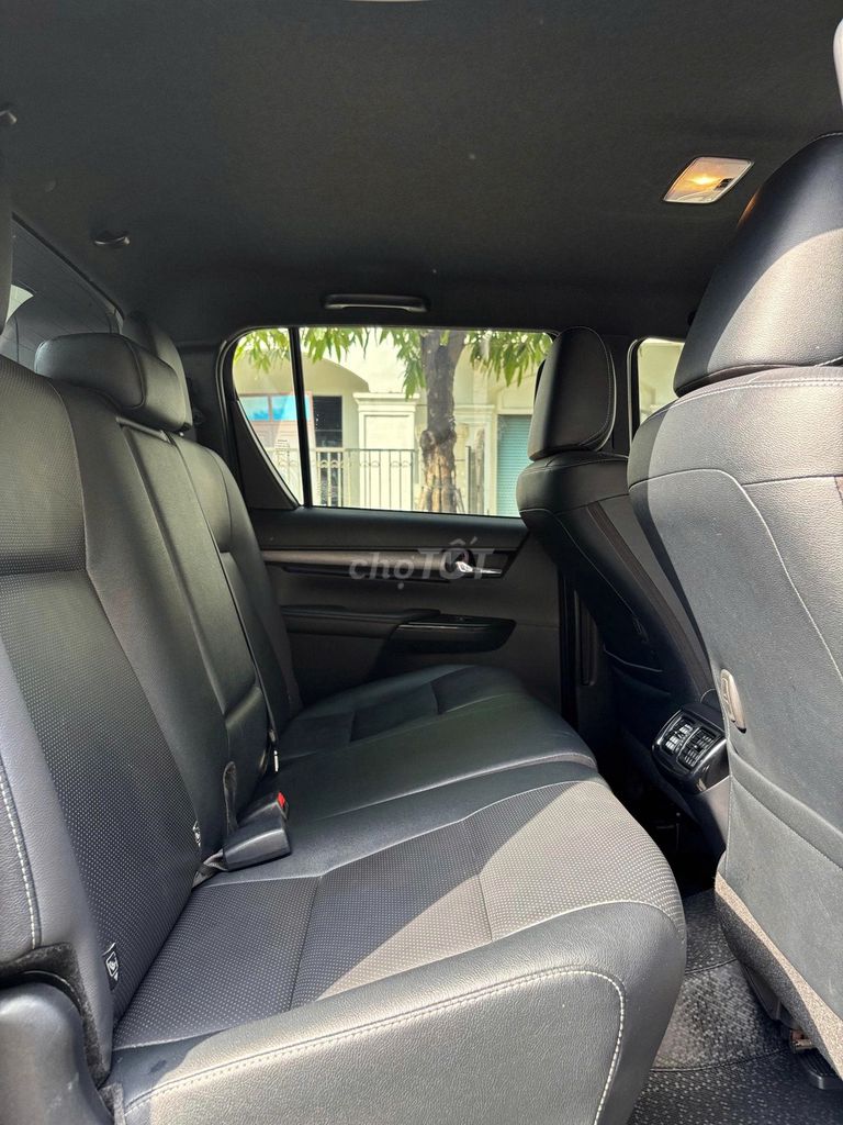 Bán Toyota Hilux 2021 Adventure 2.8 AT 4X4 Đen. Mua bán Ô tô tại Thành phố Thủ Đức Tp Hồ Chí Minh được đăng bởi Đinh Ngọc Tuyển hình 5