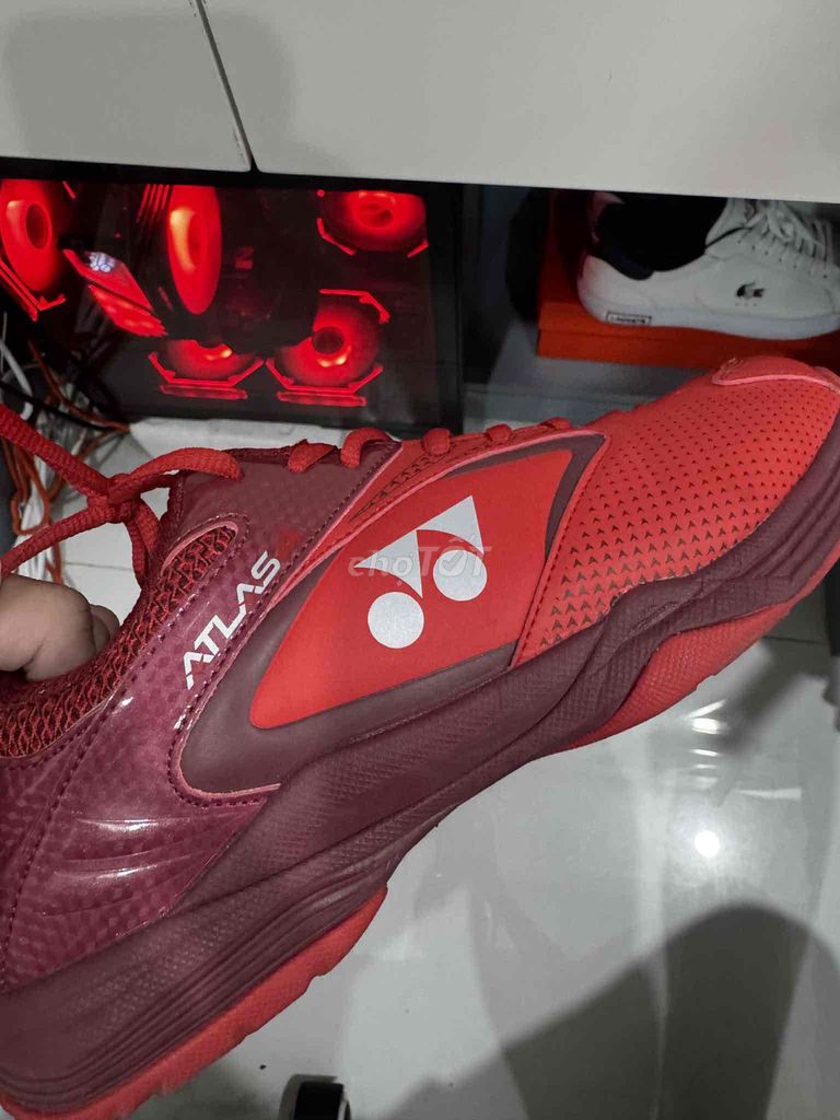 Giày thể thao Yonex Atlas Đỏ Unisex. Mua bán Giày dép tại Quận Lê Chân Hải Phòng được đăng bởi Khôi Nguyên hình 1
