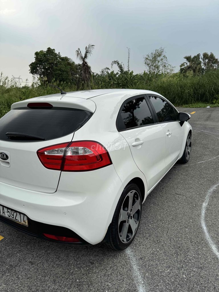 Kia Rio 2013 - AT. Mua bán Ô tô tại Huyện Bình Chánh Tp Hồ Chí Minh được đăng bởi phi hình 5