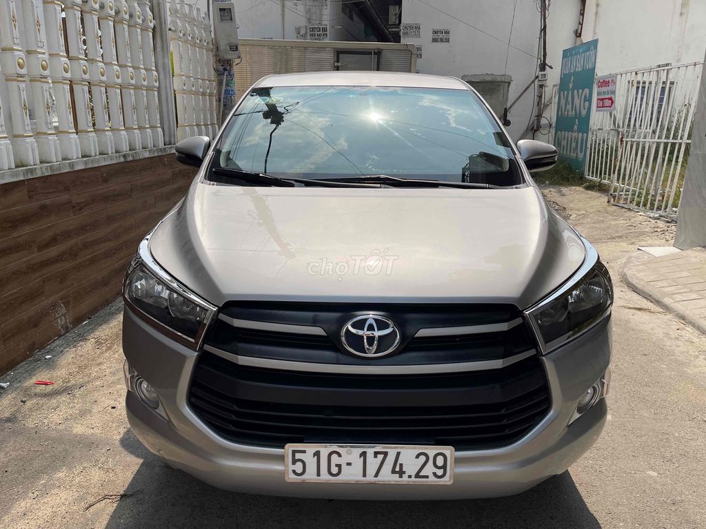 Toyota Innova 2019 2.0E - 98000 km