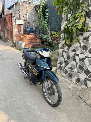 Yamaha Sirius Xanh đen