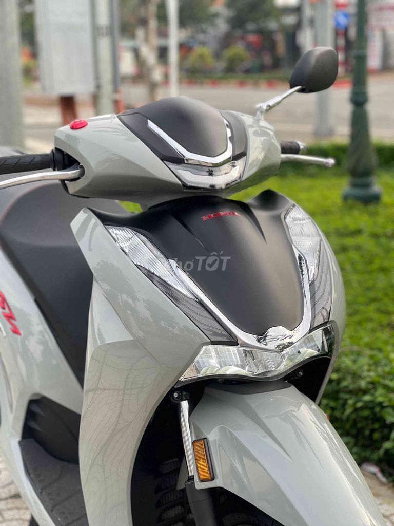 Sh 350i 2023 máy Thái Siêu Lướt Zin Keng 👍🔥🇹🇭. Mua bán Xe máy tại Huyện Châu Đức Bà Rịa - Vũng Tàu được đăng bởi Xe Máy Thành Lộc 72 hình 4