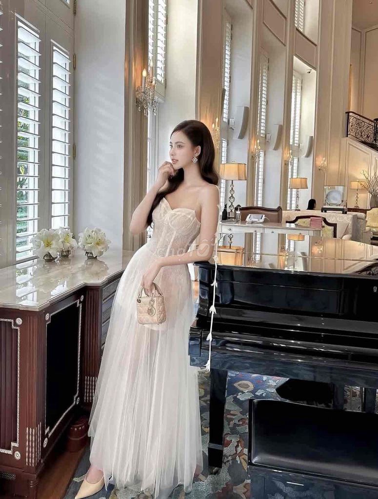 Đầm dạ hội nữ voan trắng. Mua bán Quần áo tại Quận Hải Châu Đà Nẵng được đăng bởi Tiệm Đầm thiết kế  hình 1