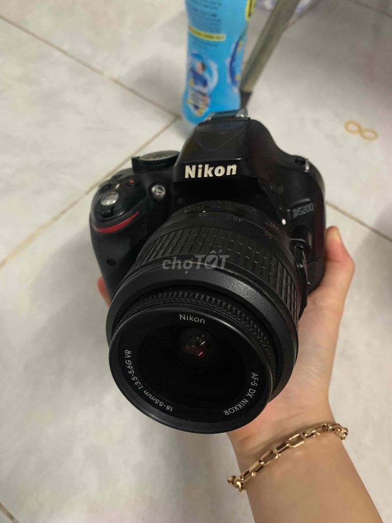 cần pass lại nikon d5200 (full phụ kiện)