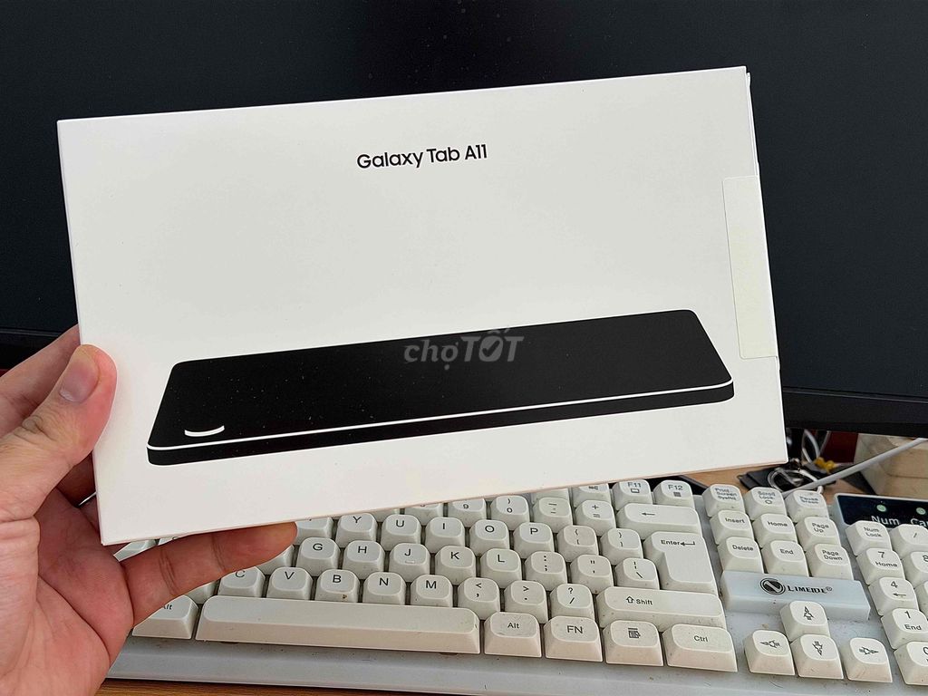 SAMSUNG TAB A11 WIFI 64GB NEW SEAL 100%. Mua bán Máy tính bảng tại Quận Ninh Kiều Cần Thơ được đăng bởi Cầm Đồ Tấn Lợi hình 1