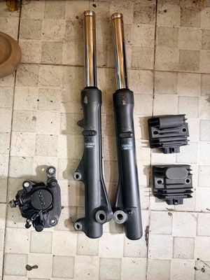 sạc ex,phuộc ,heo vario 2019.. Mua bán Phụ tùng xe tại Quận Gò Vấp Tp Hồ Chí Minh được đăng bởi Nguyễn Tuấn Linh