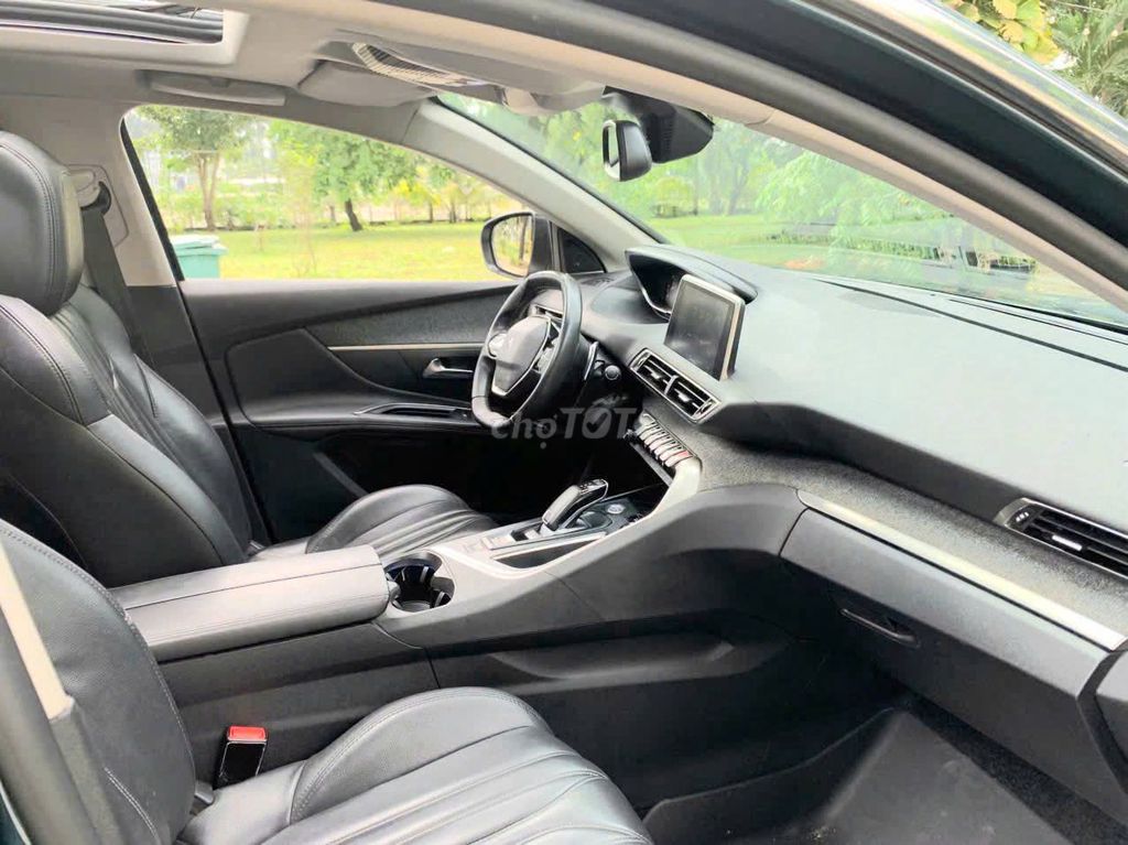 PEUGEOT 5008 ALLURE – 7 CHỖ CAO CẤP