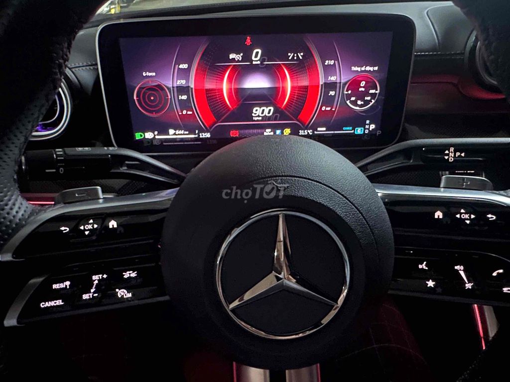 Mercedes Benz C Class 2022 C300 AMG - 6770 km. Mua bán Ô tô tại Quận 10 Tp Hồ Chí Minh được đăng bởi Thao Tien hình 4