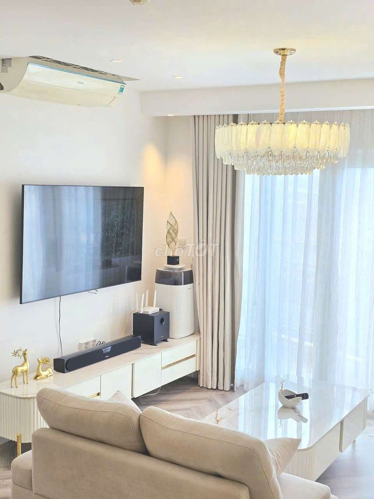 Апартаменты 1к 40м2 с мансардным окном - Lac Long Quan, Ly Thuong Kiet
