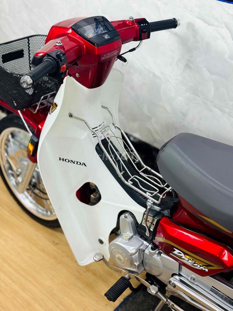 Supper Dream 2003 Full 110 Nhẹ Xe 9chủ ký. Mua bán Xe máy tại Quận Bình Tân Tp Hồ Chí Minh được đăng bởi Cửa Hàng Xe Máy TP66 hình 5