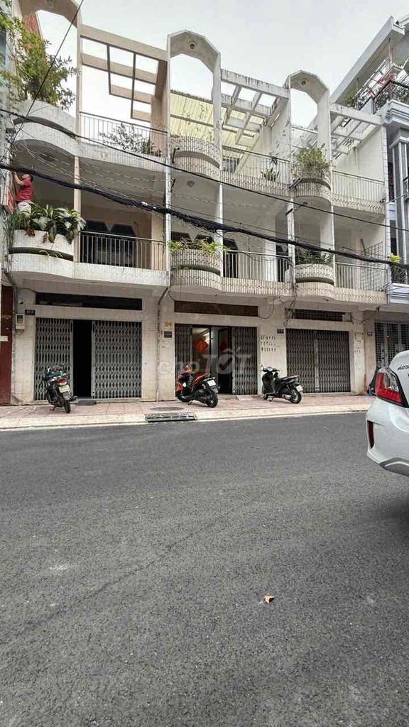 cho thuê nhà mặt tiền bàu cát 8m x 18m 3 lầu giá tốt chỉ 40tr