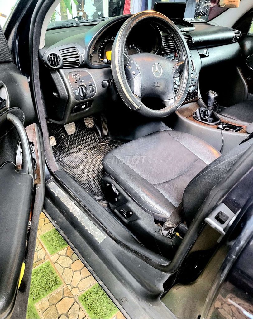 2001 C200K MT - 100000 km. Mua bán Ô tô tại Thành phố Buôn Ma Thuột Đắk Lắk được đăng bởi Lệ Rơi hình 3