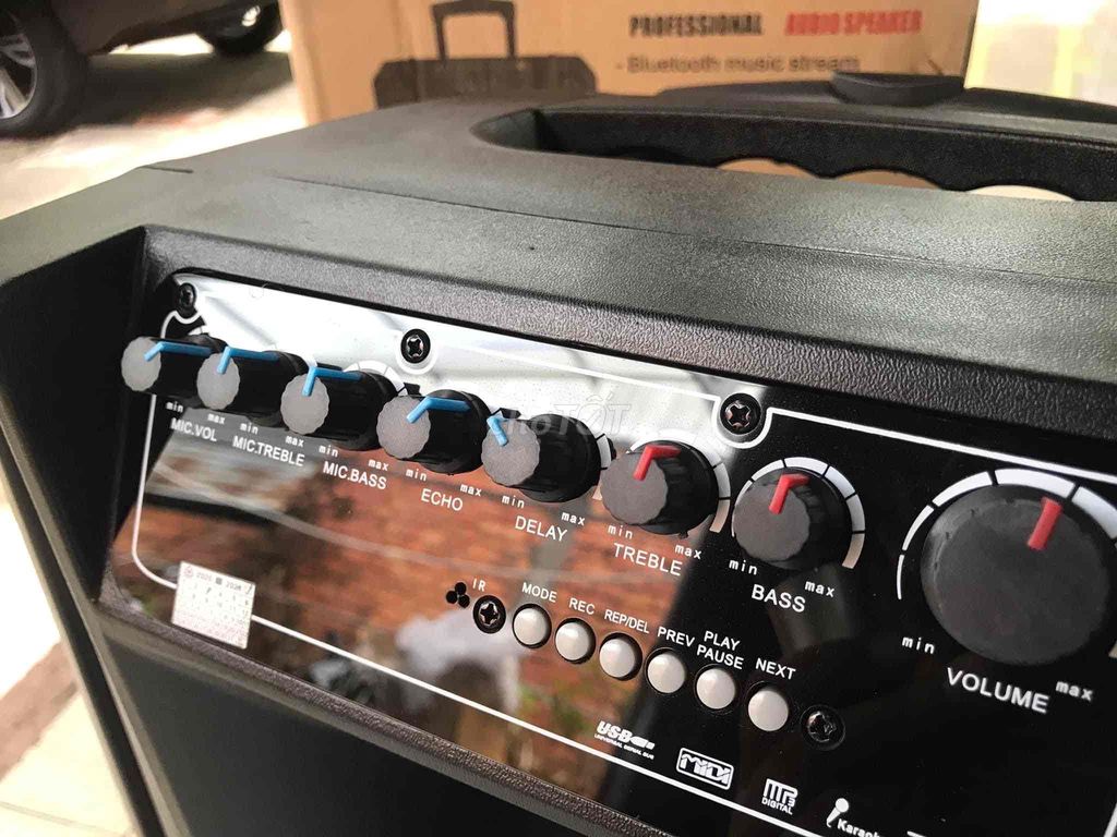 Loa Karaoke Ronamax bass 30 kèm 2 micro tại Vlong. Mua bán Tivi, Âm thanh tại Thành phố Vĩnh Long Vĩnh Long được đăng bởi Happy Gift Shop Vĩnh Long hình 3