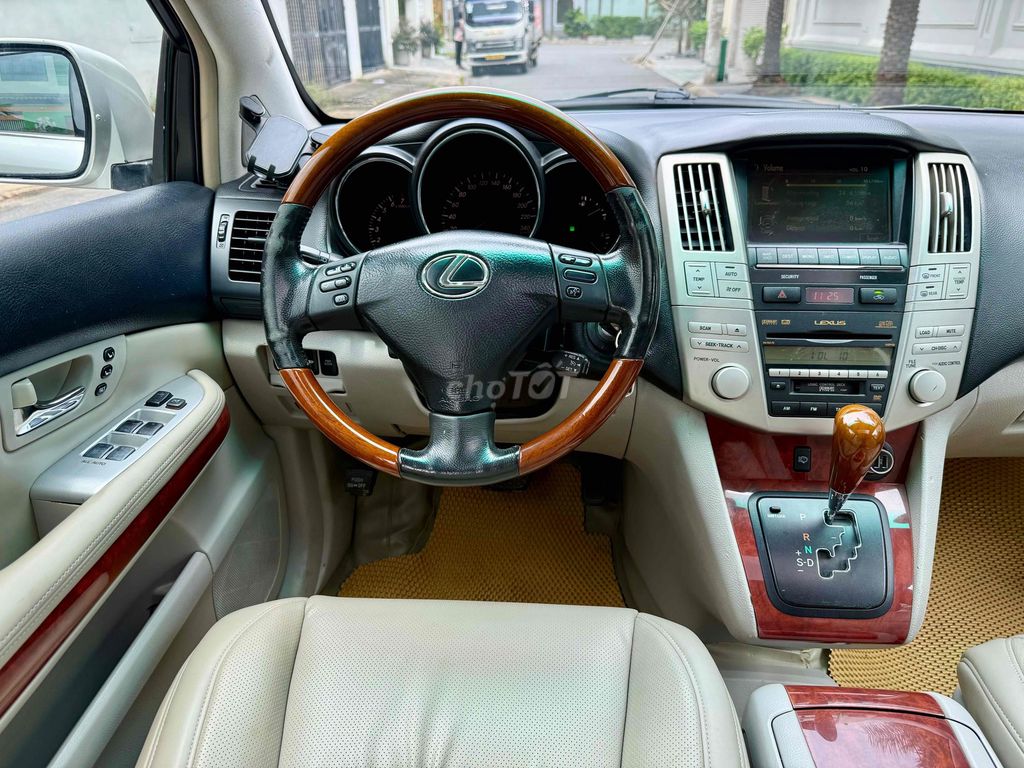 Lexus RX 350 AWD 2006 đk 2007 bản 2 cầu xe đẹp. Mua bán Ô tô tại Quận Gò Vấp Tp Hồ Chí Minh được đăng bởi Kim Kim hình 11