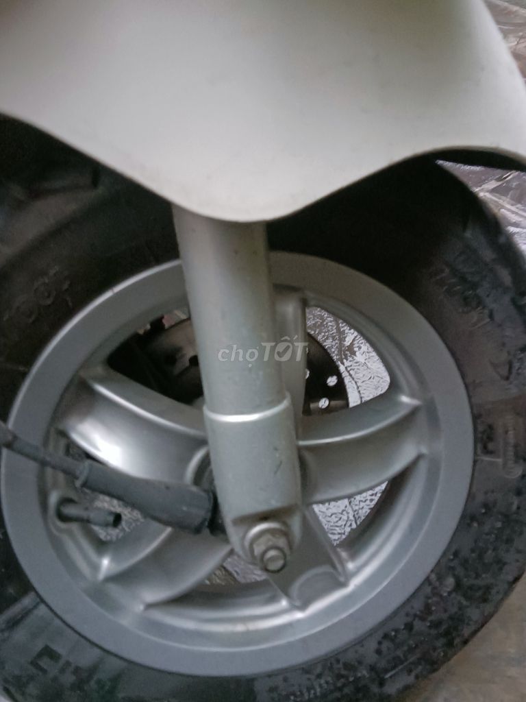 Zip Việt, 100cc, B29, chính chủ, còn mới 95%. Mua bán Xe máy tại Quận Thanh Xuân Hà Nội được đăng bởi Ngân hàng Vietcombank hình 3