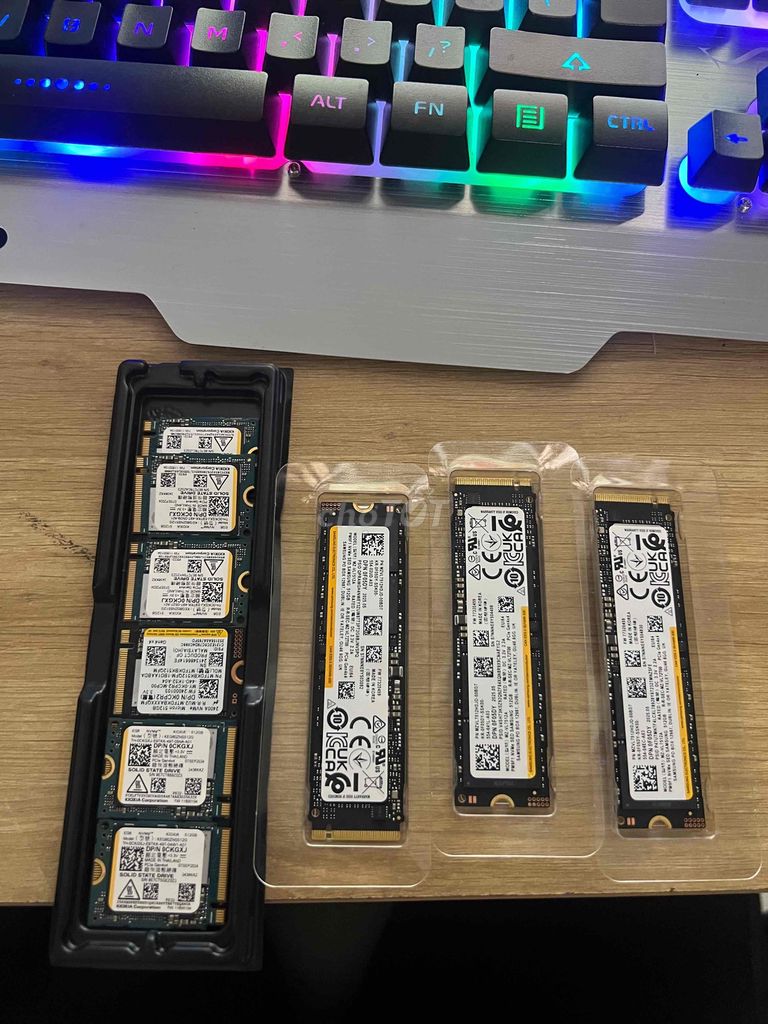Ổ cứng SSD NVMe 512GB PCIe Gen 4. Mua bán Linh kiện (RAM, Card...) tại Quận Tây Hồ Hà Nội được đăng bởi mạnh đỗ hình 1