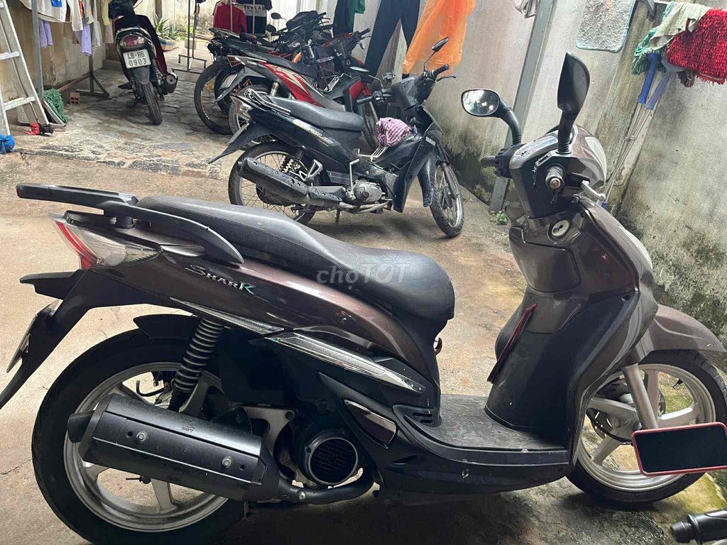 Xe tay ga Shark 2011. Mua bán Xe máy tại Quận Gò Vấp Tp Hồ Chí Minh được đăng bởi Vương Minhh  hình 2