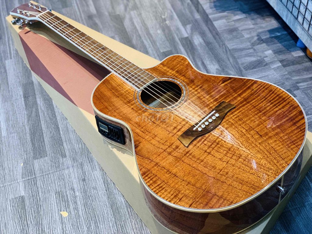 Guitar acoustic full gỗ hồng đào kĩ tích hợp Eq .