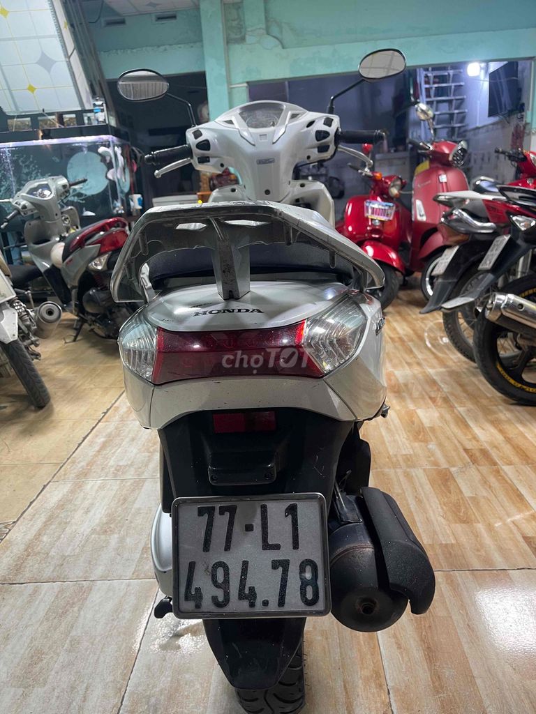 lead. Mua bán Xe máy tại Quận 12 Tp Hồ Chí Minh được đăng bởi Bui Van Trung hình 5