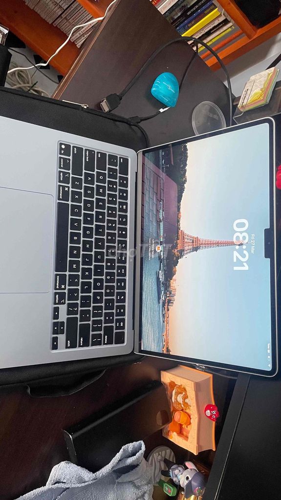 Apple Macbook Air M4 16GB/256GB Bạc. Mua bán Laptop tại Quận 6 Tp Hồ Chí Minh được đăng bởi Lâm Nguyên hình 1