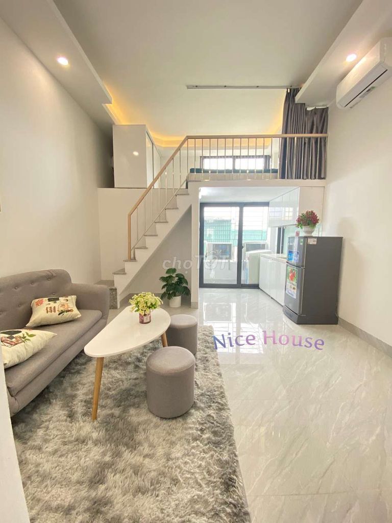 Mễ Trì Hạ Studio 30m2 có Gác Xép sịn sò. Full đồ ban công máy giặt