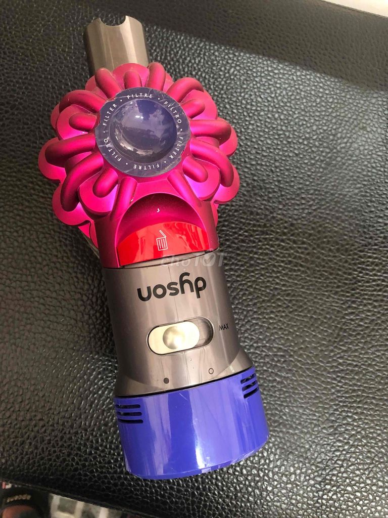 Máy hút bụi Dyson V7. Mua bán Nội thất, đồ gia dụng khác tại Huyện Hóc Môn Tp Hồ Chí Minh được đăng bởi Út hình 1