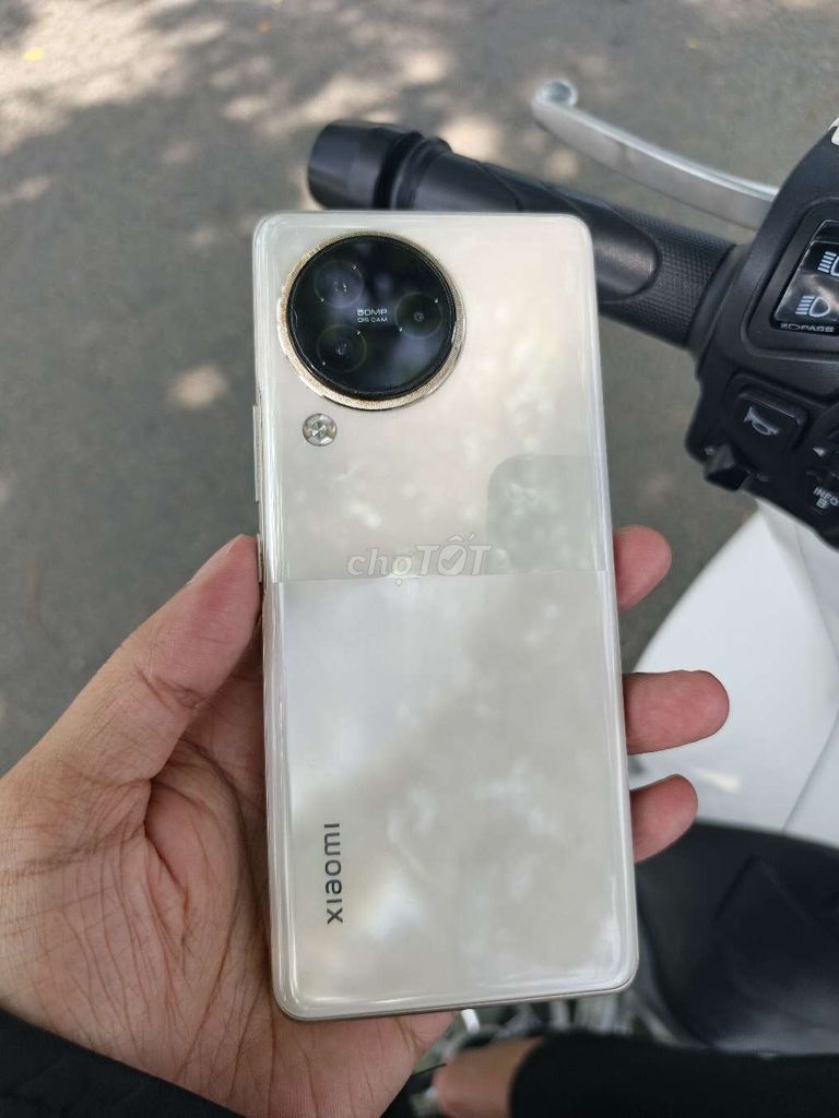 Xiaomi Civic 3 ram 8/256g chíp dimensity 8200 . Mua bán Điện thoại tại Quận Hải Châu Đà Nẵng được đăng bởi Tú Tú  hình 1