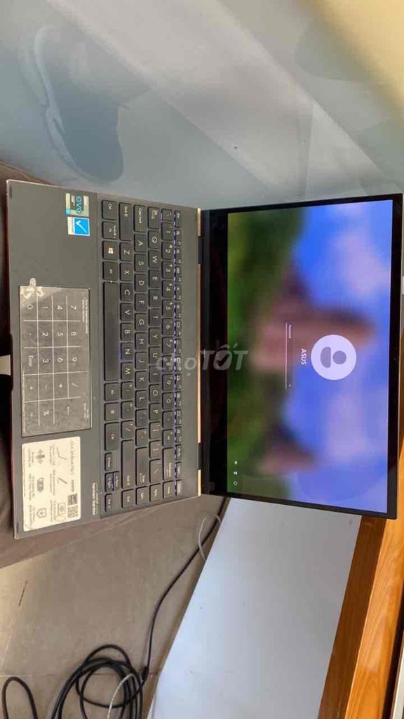 Asus Zenbook Flip S Đã sử dụng. Mua bán Laptop tại Quận Long Biên Hà Nội được đăng bởi Trang Nguyen hình 1