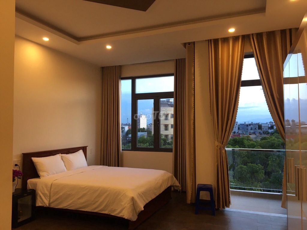 Cho thuê phòng HOTEL gần FPT, BV 600 giường,..