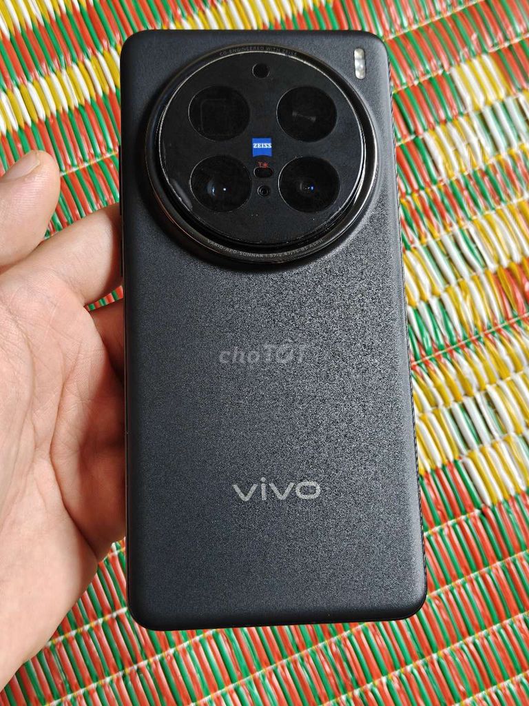 Vivo X200 Pro 12GB/256GB Đen Đã sử dụng. Mua bán Điện thoại tại Huyện Chương Mỹ Hà Nội được đăng bởi Vương Công Thành hình 1