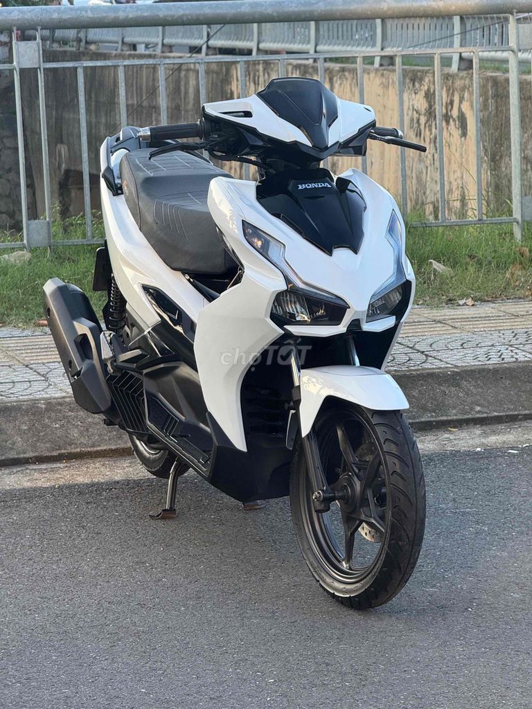 Воздушный клинок Honda 2024 белый