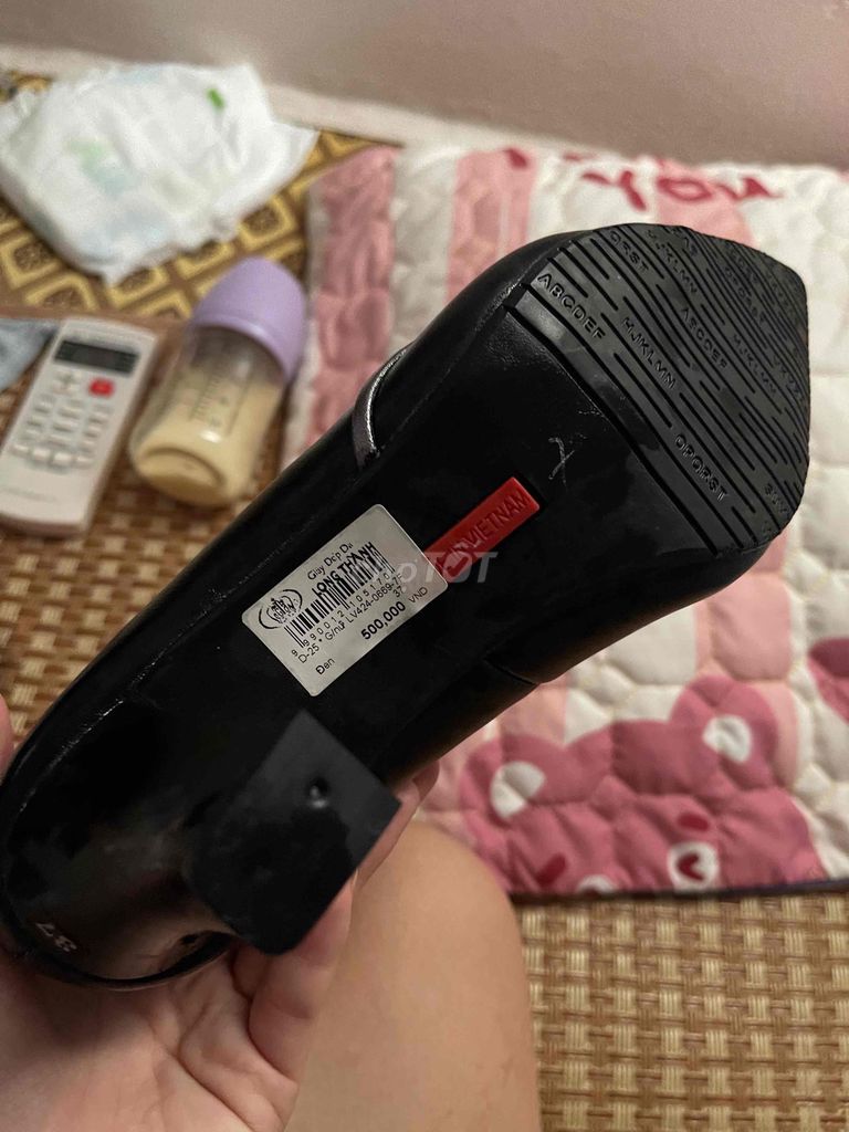 Guốc nữ Long Thành da size 37. Mua bán Giày dép tại Huyện Gia Bình Bắc Ninh được đăng bởi Nguyễn Thị Tâm hình 1