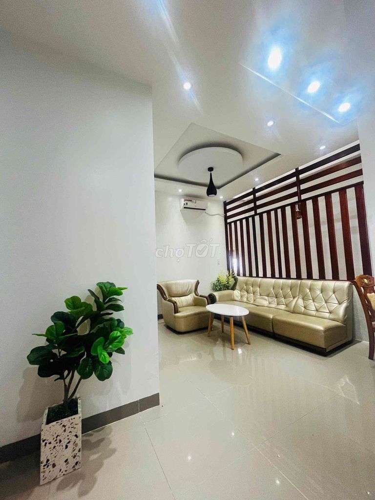 Luxury pool villa on Đa Mặn Đông near Crown — photo 5