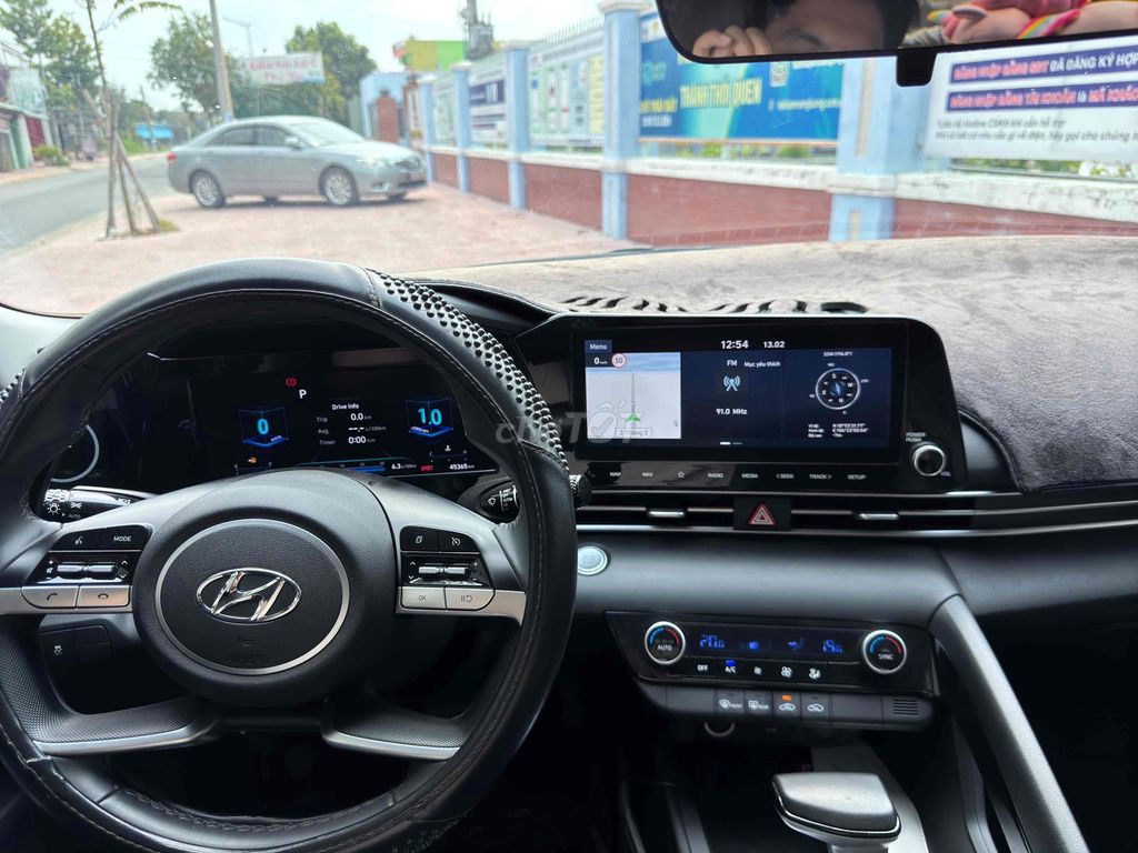 Hyundai Elantra 2022 1.6 AT Đặc biệt - 45000 km