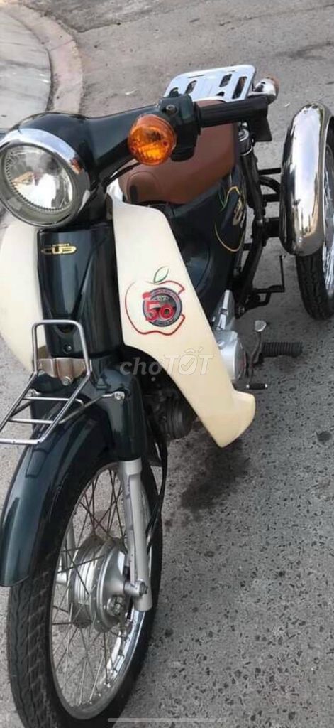 Xe 3 bánh dành cho người già Êm ái k rung lắc. Mua bán Xe điện tại Thành phố Thủ Dầu Một Bình Dương được đăng bởi HOA THẦN LONG hình 3