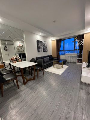 Rent · 2 bd · 68 м² · Quận 4, ул. Bến Vân Đồn
