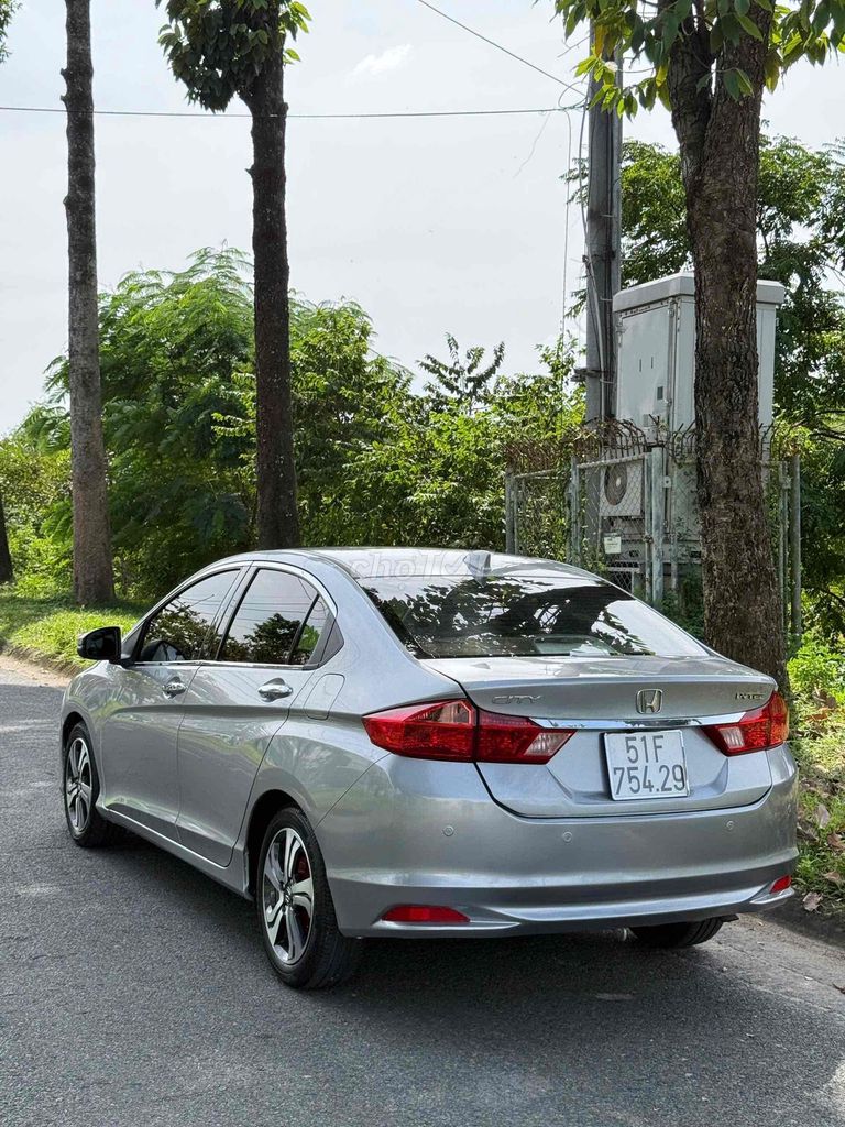 Honda City 2016 Tự động Bạc 200.000 km. Mua bán Ô tô tại Huyện Củ Chi Tp Hồ Chí Minh được đăng bởi HuỳnhLâm Bổn hình 3