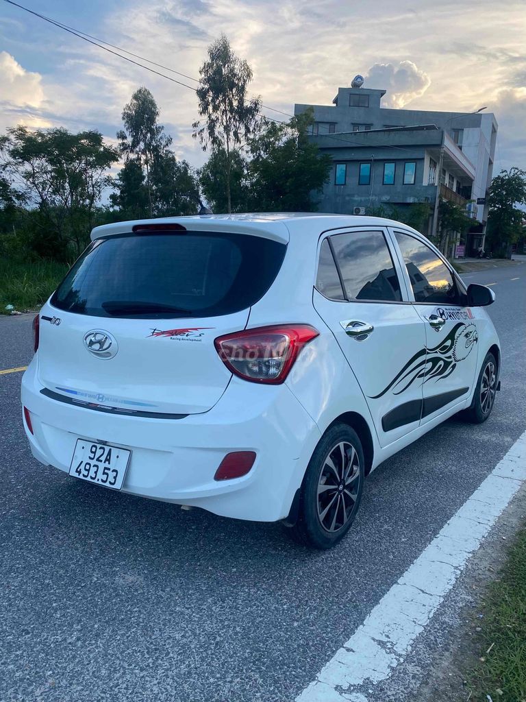 Hyundai Grand i10 2015 1.0 Base - 90000 km. Mua bán Ô tô tại Huyện Thăng Bình Quảng Nam được đăng bởi Công Minh hình 3