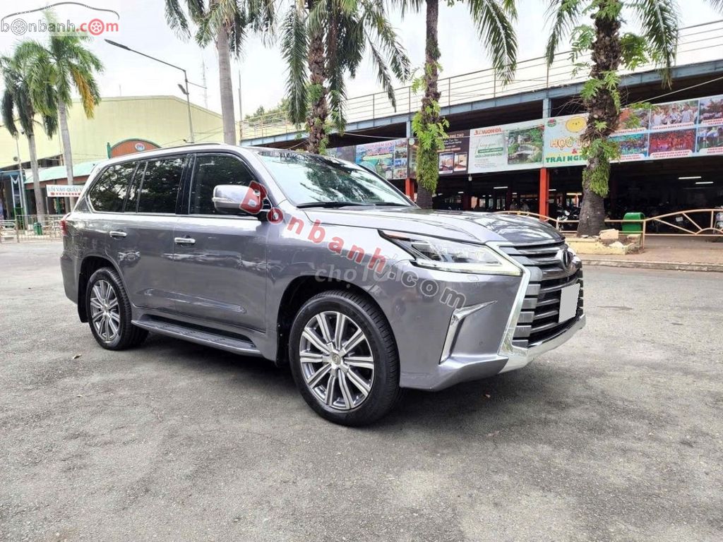 Lexus LX 570 2016 - 4 Tỷ 650 Triệu. Mua bán Ô tô tại Quận 10 Tp Hồ Chí Minh được đăng bởi My Nguyen hình 2