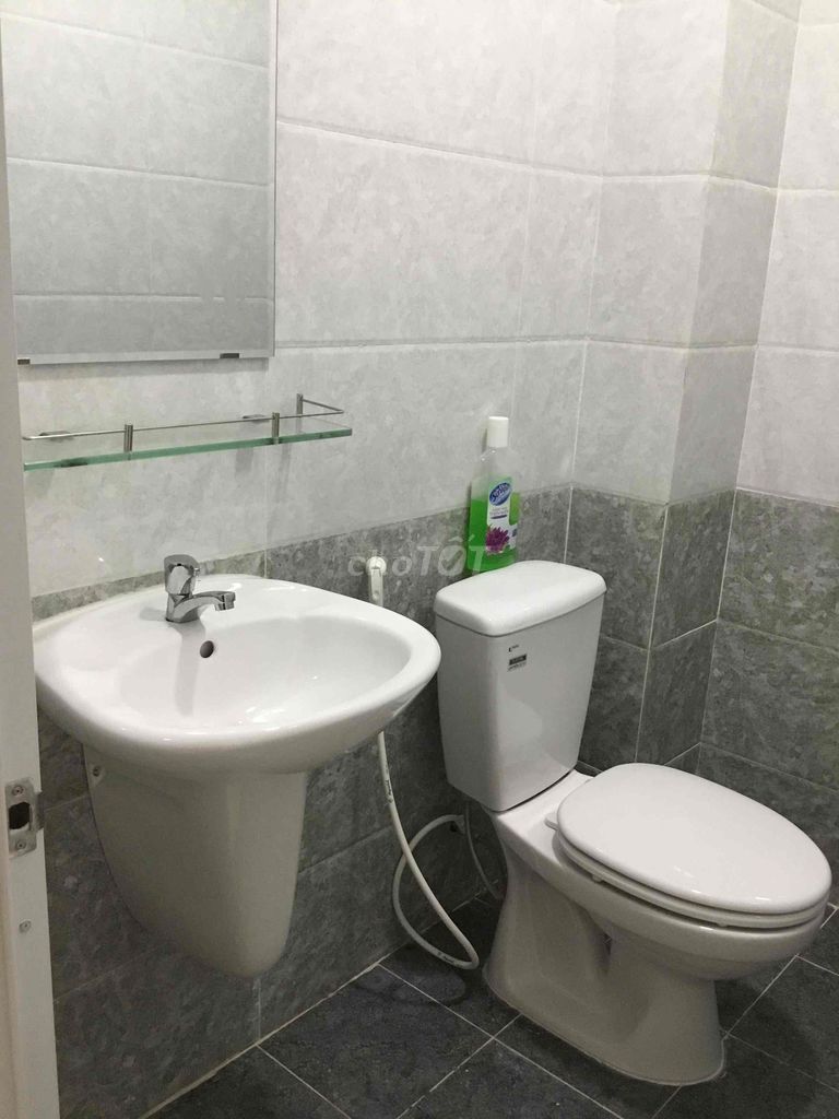 Chính chủ bán căn 40m2, 1 trệt + 1 lầu, hẻm 76 Tôn Thất Thuyết