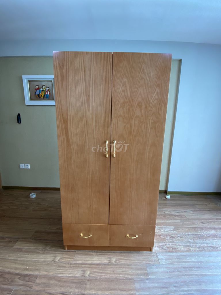 Thanh Lý Tủ Quần Áo Gỗ Tự Nhiên. Mua bán Tủ, kệ gia đình tại Quận Nam Từ Liêm Hà Nội được đăng bởi LỢI hình 1