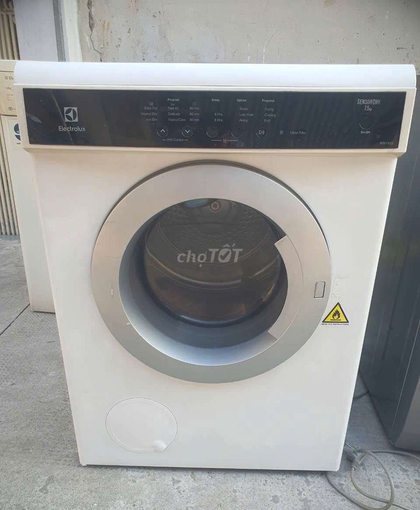 Thanh lý máy sấy Electrolux 7,5 kg chạy êm ru